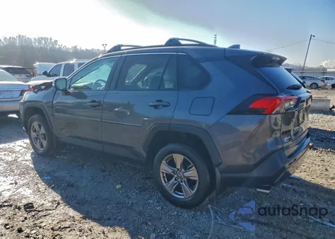 2022 Toyota Rav4 Xle from USA, damaged, VIN 2T3P1RFV7NW303654